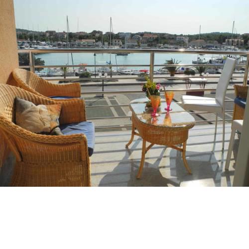 Apartment Jezera 12728b