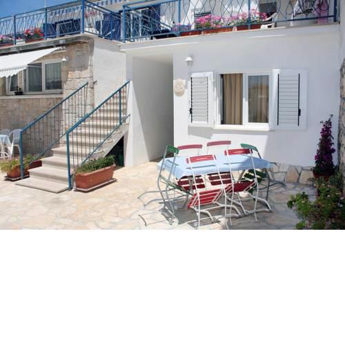 Apartment Jezera 5057b