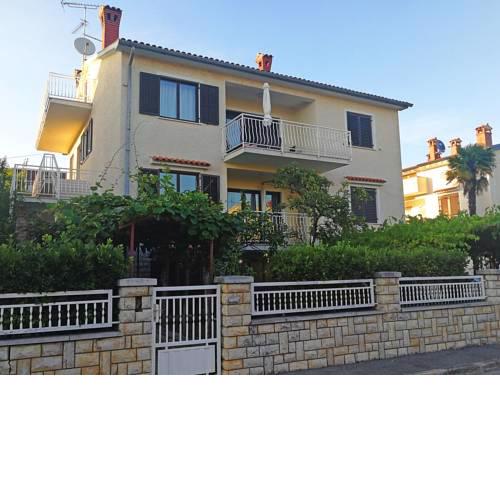 Apartment JOLE - A4 -TWO BEDROOMS - CLOSE TO THE CITY CENTER