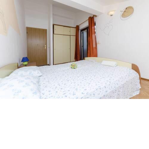 Apartment Josip