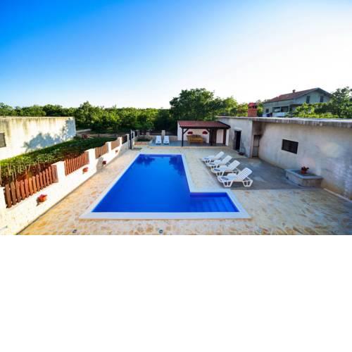 Apartment Josip