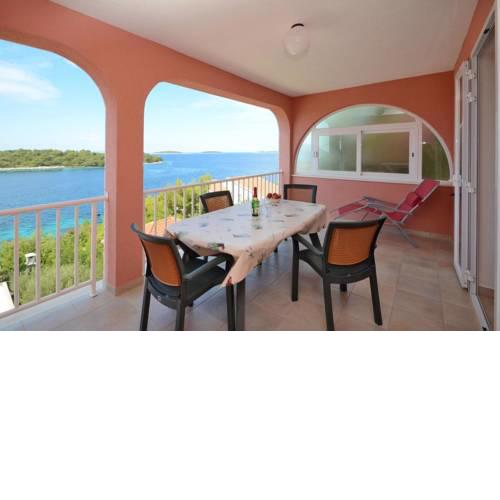 Apartment Karbuni 13217c