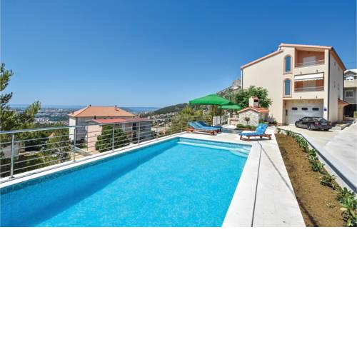 Apartment Klis Kneza Trpimira II