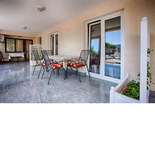 Apartment Komiza 12325b