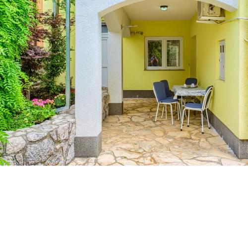 Apartment Kraljevica 17589a