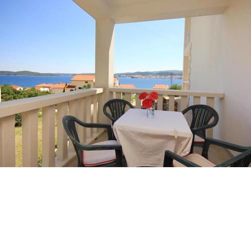 Apartment Kuciste - Perna 10161a