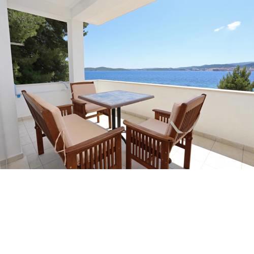 Apartment Kuciste - Perna 4545a