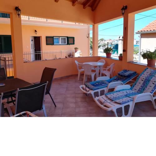 Apartment Kukljica 8209a