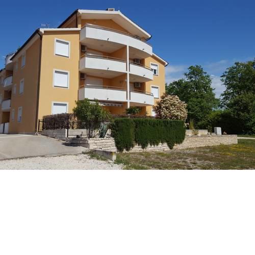 Apartment Larsen
