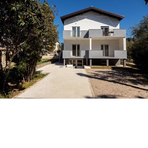 Apartment Lea