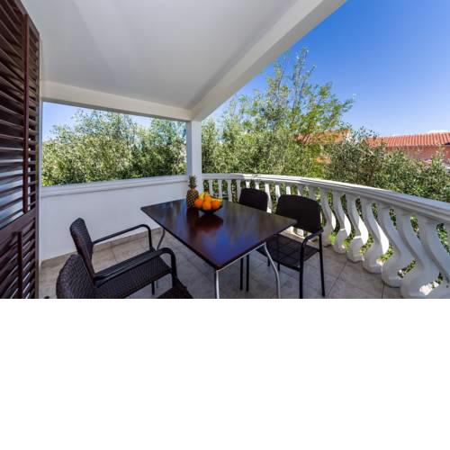 Apartment Lipota