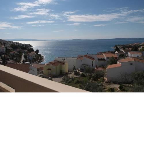 Apartment Lotos