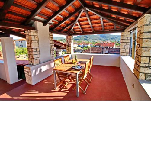 Apartment Lucija