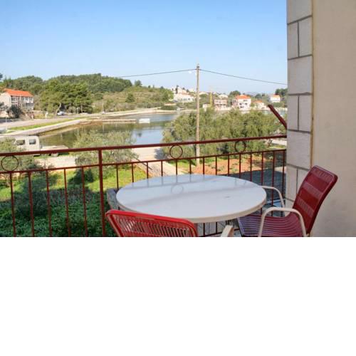Apartment Lumbarda 4392c
