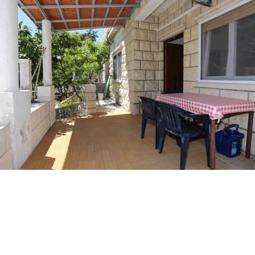 Apartment Lumbarda 4430c