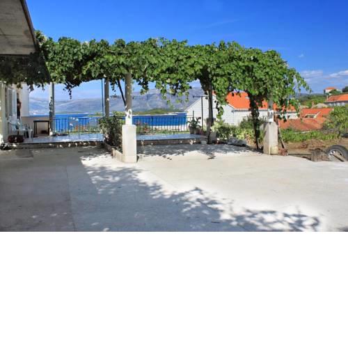Apartment Lumbarda 4437a