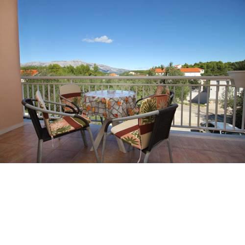 Apartment Lumbarda 9302b