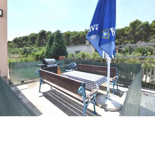 Cozy Apartment in Pula near Beach