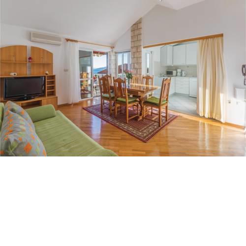 Apartment Makarska *LIII *