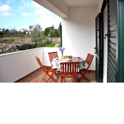 Apartment Mandalina House