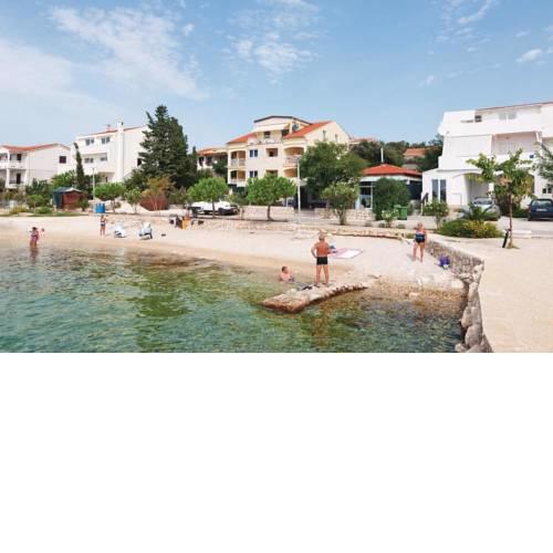 Apartment Mandre 4092a