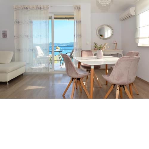 Mar deLuxe apartments
