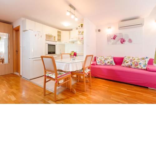 Apartment Marin