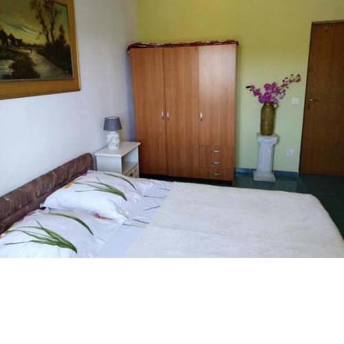 Apartment Marina 14873c