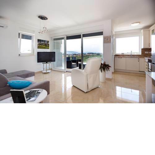 Apartment Marinela