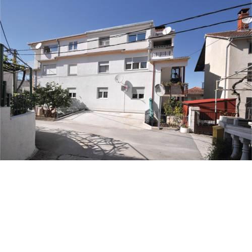 Apartment Mastrinka 21