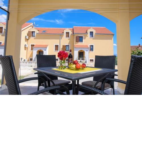 Apartment Mavarstica 16868b