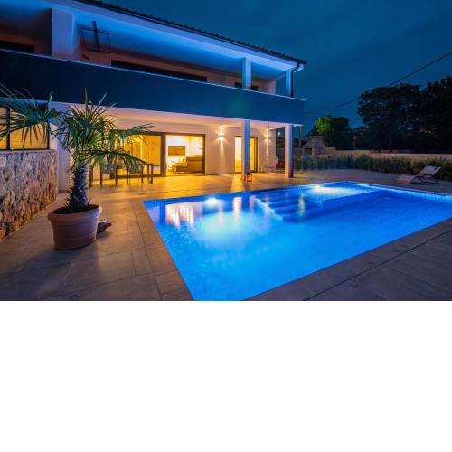 Apartment Meteora with private Pool