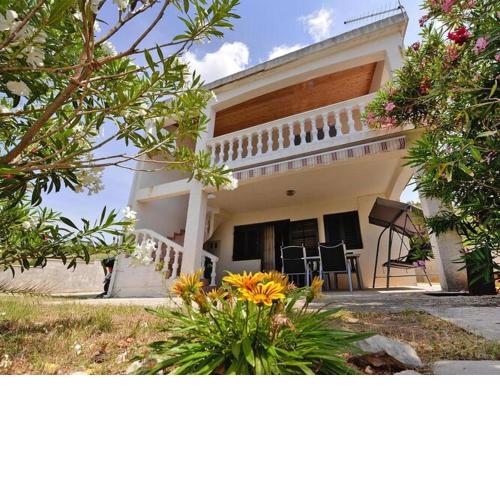 Apartment Milka, Stara Novalja, close to the beach