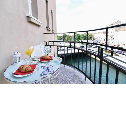 APARTMENT MILLION 2