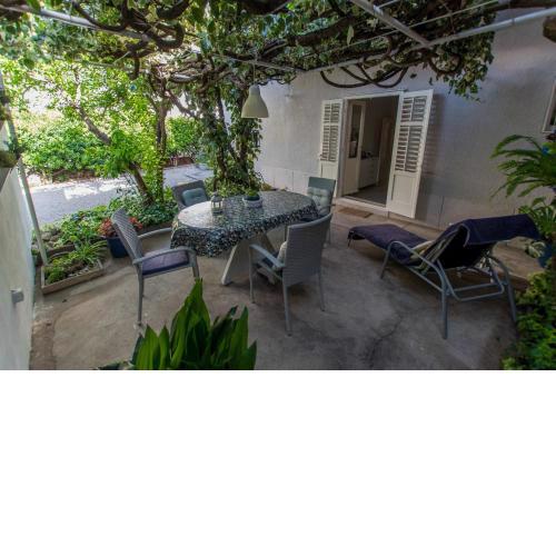 Apartment Miri - with terrace