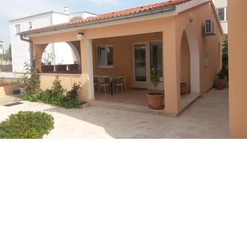 Apartment Nedoklan