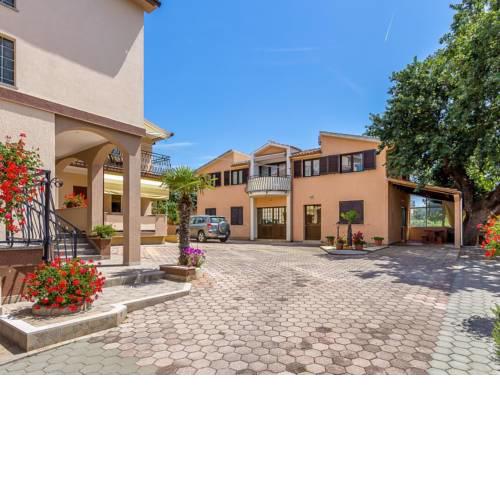 Apartment NEVIA