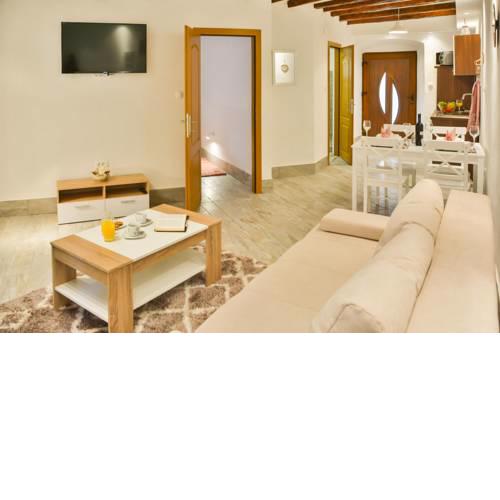 Apartment Nora 2 - Old city center