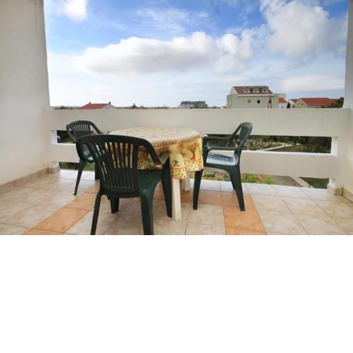 Apartment Novalja 9335c