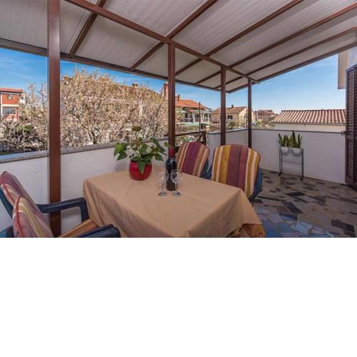 Apartment Novigrad 2536a