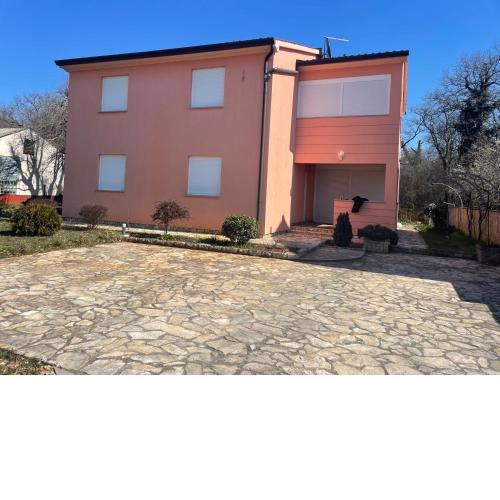 Apartment OBI, Valbandon