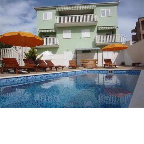 Apartment Okrug Gornji 5218b