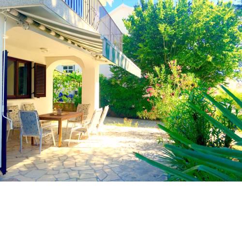 Apartment Olive Groove Ground Floor