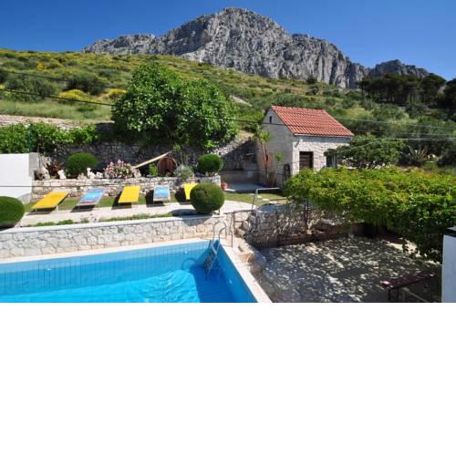 Apartment Omis 1