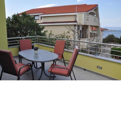 Apartment Omisalj 12793b