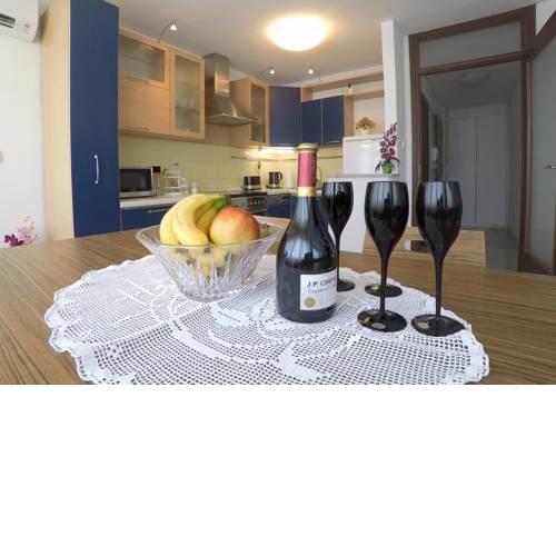 Apartment Pizzybondo