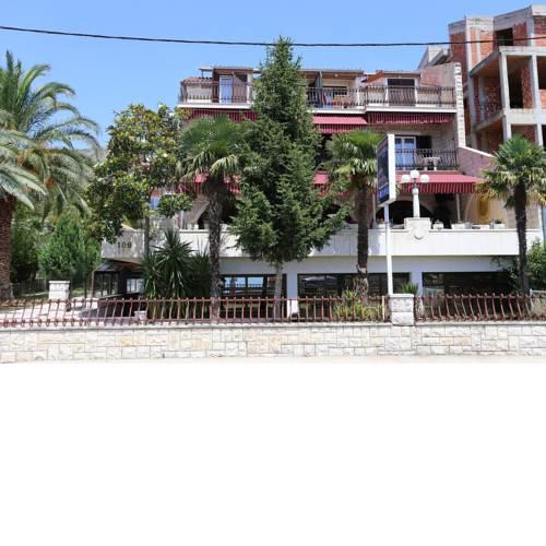 Apartment Podstrana 10302b