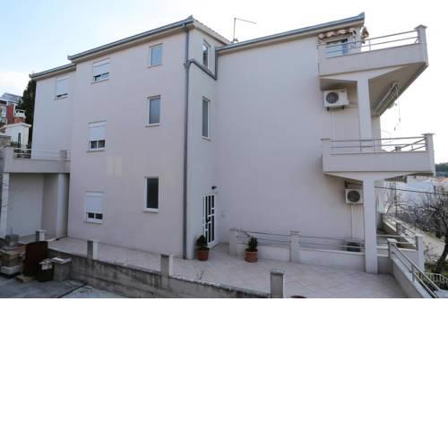 Apartment Podstrana 10348b
