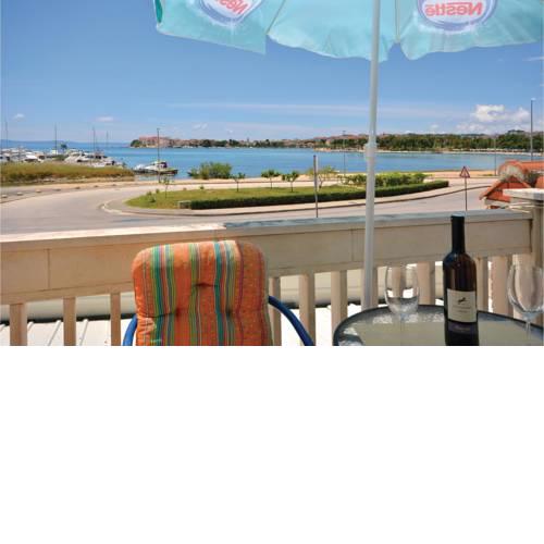 Apartment Podstrana with Sea View V
