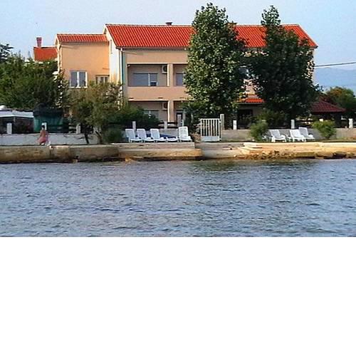 Apartment Privlaka 6300b